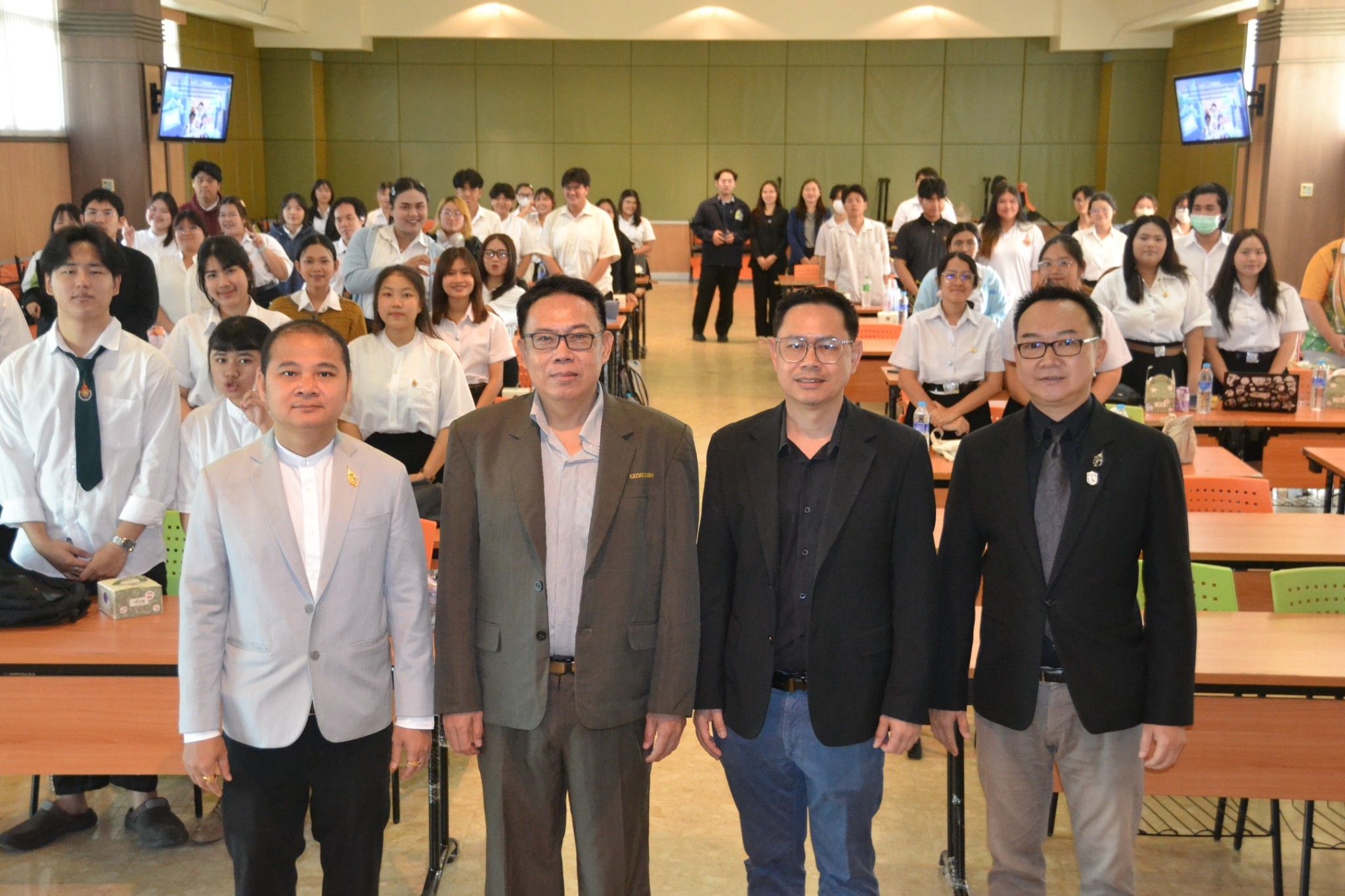 โครงการยกระดับการพัฒนาหลักสูตร Entrepreneurship Education: พัฒนาทักษะที่จำเป็นด้านการบริหารจัดการธุรกิจ การตลาด การเงิน และการพัฒนาผลิตภัณฑ์